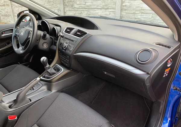 Honda Civic cena 51000 przebieg: 141232, rok produkcji 2015 z Szprotawa małe 562